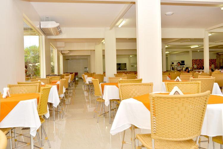 Diroma Exclusive - Piscinas Termais 24 Horas, Sauna, Copa Da Mamae, Limpeza Diaria, Estacionamento Gratis! Калдас-Новас Экстерьер фото